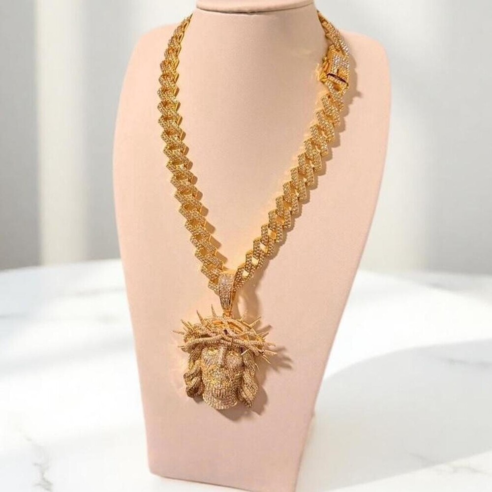 20mm Cuban link necklace with Jesus crown   Pendant